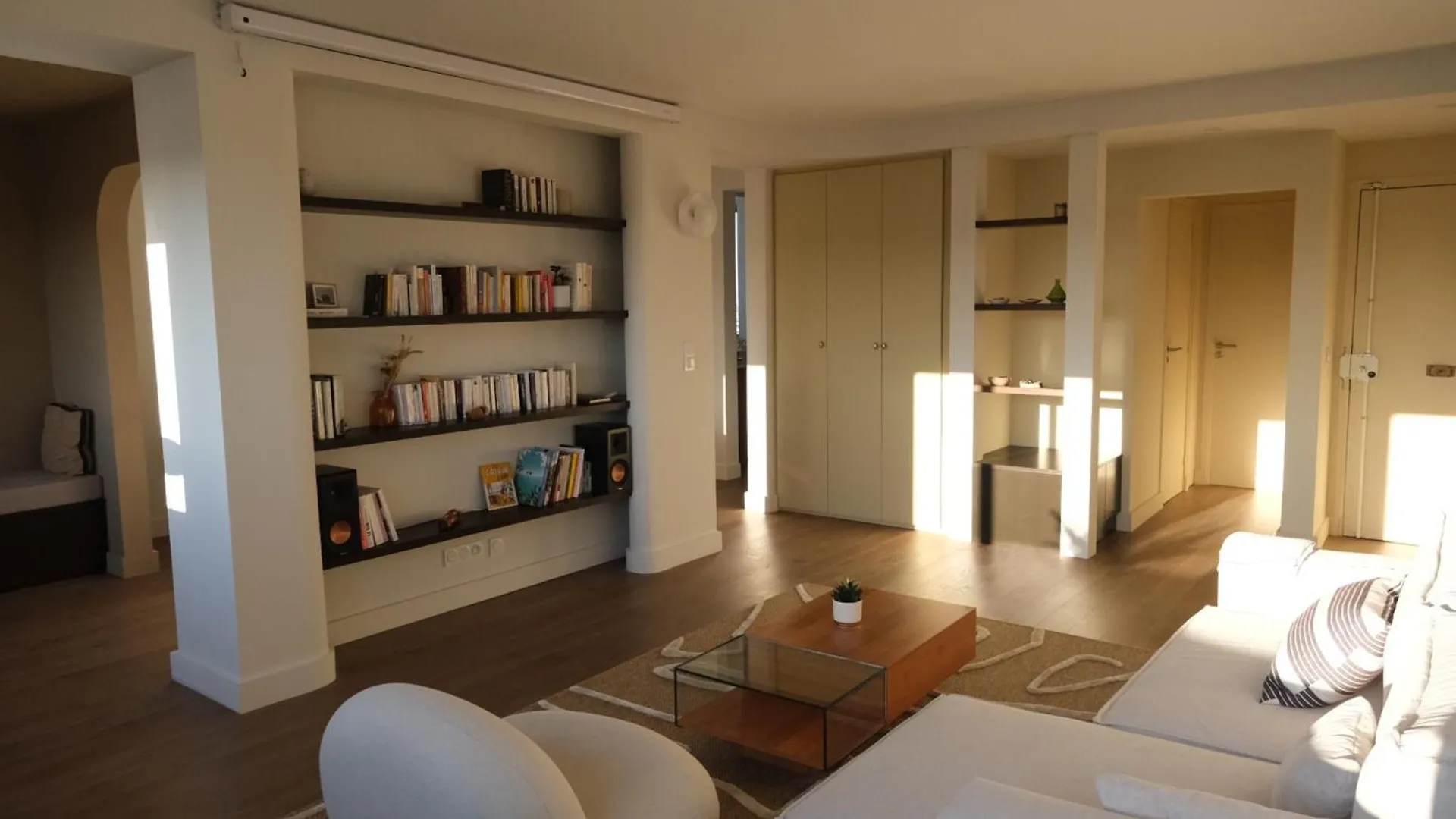 Spacious Apartment Near Belleville Parijs 0*,  Frankrijk
